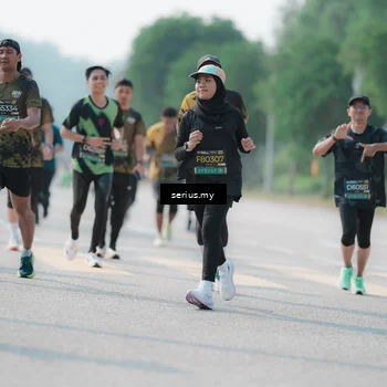 Runner Photo 6435426