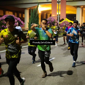 Runner Photo 6435435
