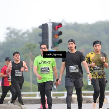 Runner Photo 6435459