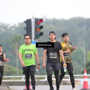 Runner Photo 6435460