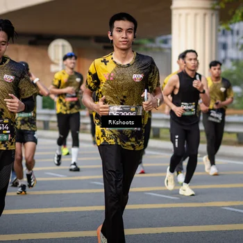 Runner Photo 6435476