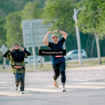 Runner Photo 6435499