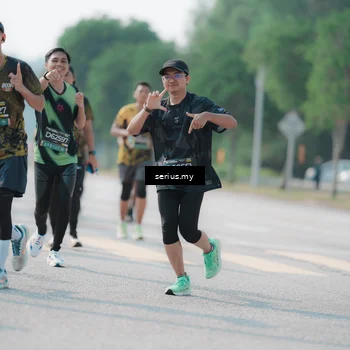 Runner Photo 6435504