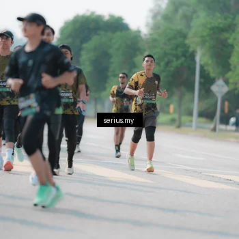 Runner Photo 6435506