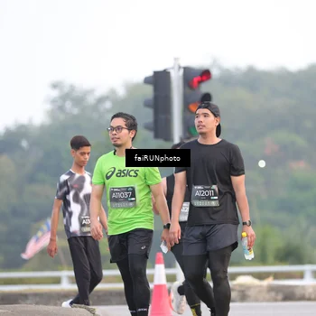 Runner Photo 6435510