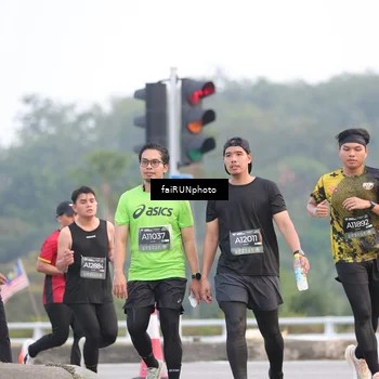 Runner Photo 6435512