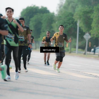 Runner Photo 6435516
