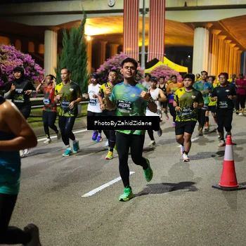 Runner Photo 6435546