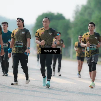 Runner Photo 6435554