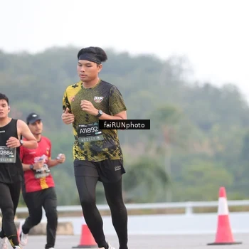 Runner Photo 6435560