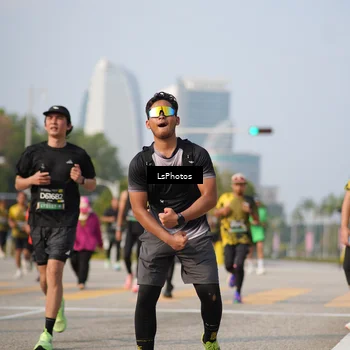 Runner Photo 6435590