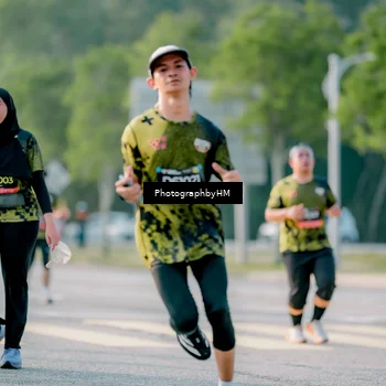 Runner Photo 6435593