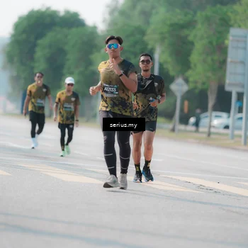 Runner Photo 6435630