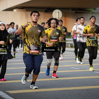 Runner Photo 6435635