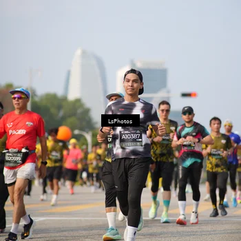 Runner Photo 6435684