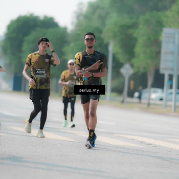 Runner Photo 6435690