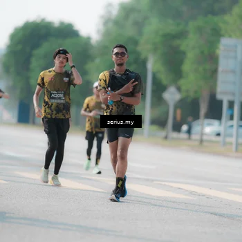 Runner Photo 6435691