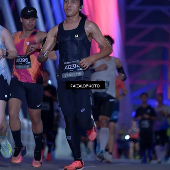 Runner Photo 6435696