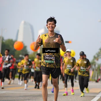 Runner Photo 6435704