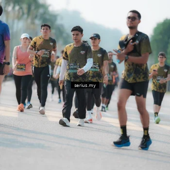 Runner Photo 6435728