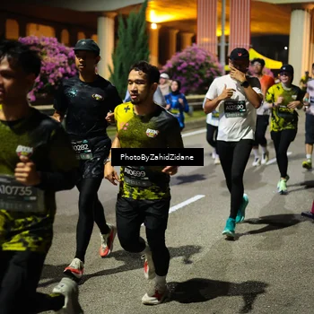 Runner Photo 6435744