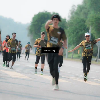 Runner Photo 6435763
