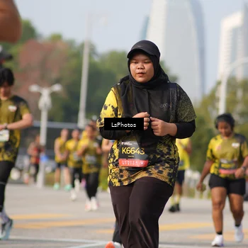 Runner Photo 6435764