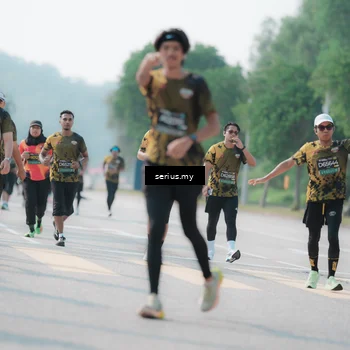 Runner Photo 6435772