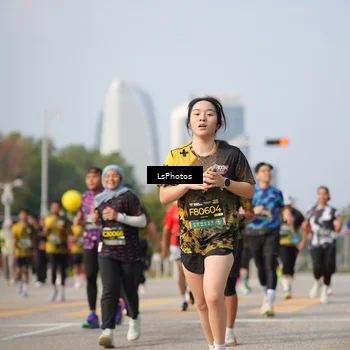 Runner Photo 6435774