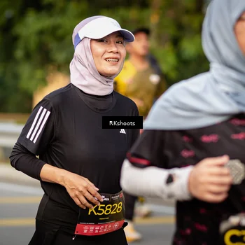 Runner Photo 6435785