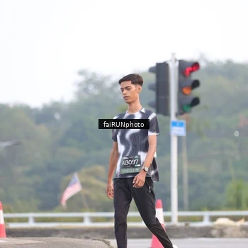 Runner Photo 6435786