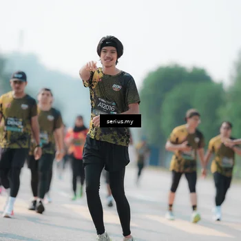 Runner Photo 6435791