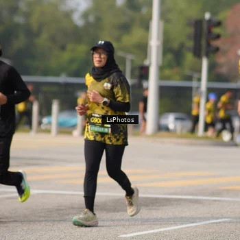 Runner Photo 6435811