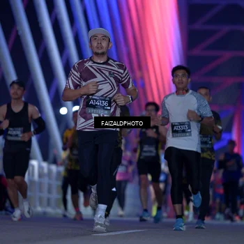 Runner Photo 6435812