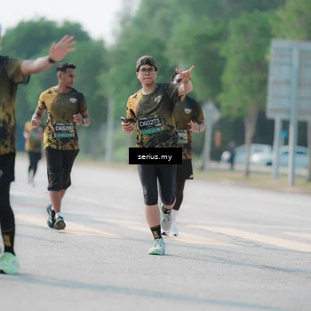 Runner Photo 6435828