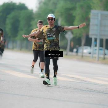 Runner Photo 6435831