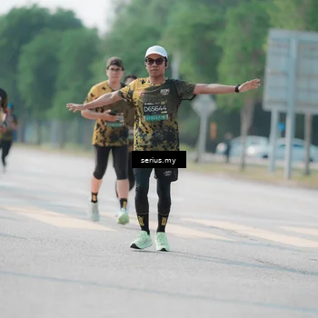 Runner Photo 6435832
