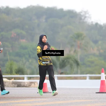 Runner Photo 6435843