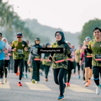 Runner Photo 6435870