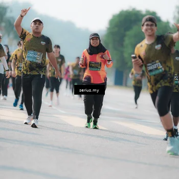 Runner Photo 6435875