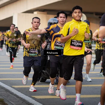 Runner Photo 6435877
