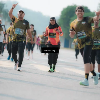 Runner Photo 6435878