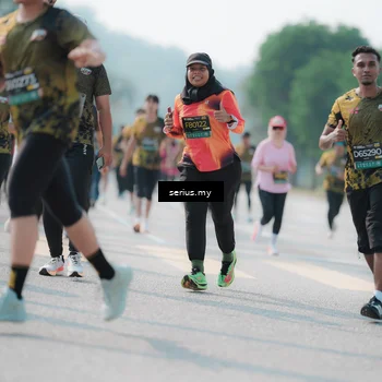 Runner Photo 6435906