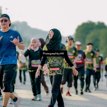 Runner Photo 6435913