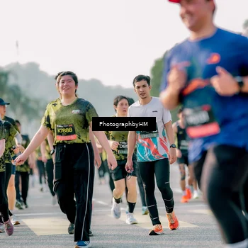 Runner Photo 6435988