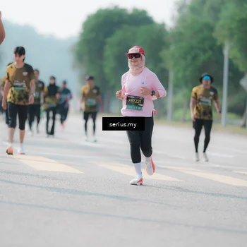 Runner Photo 6435993