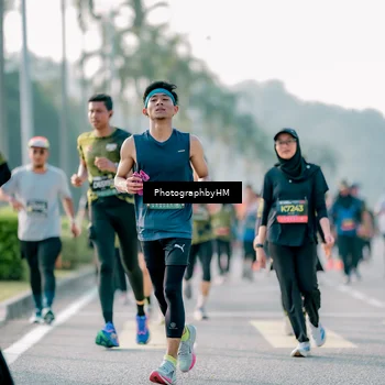 Runner Photo 6436000