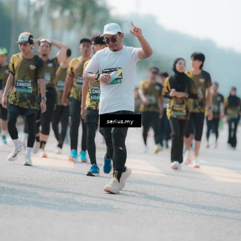 Runner Photo 6436002