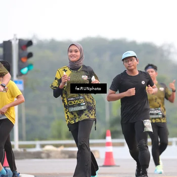 Runner Photo 6436015