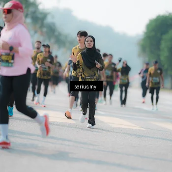 Runner Photo 6436035